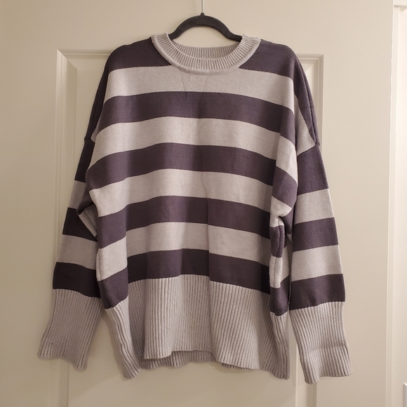 Pacsun Kendall & Kylie Evvie Gray Striped Ribbed Knit Fall Oversized Sweater - Picture 3 of 7